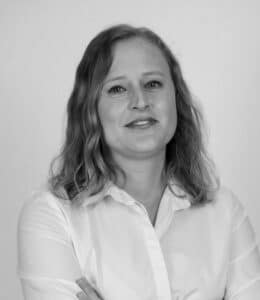 Karen Greaves
