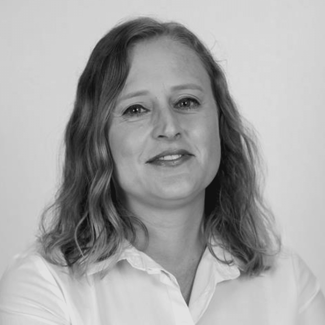 Karen Greaves